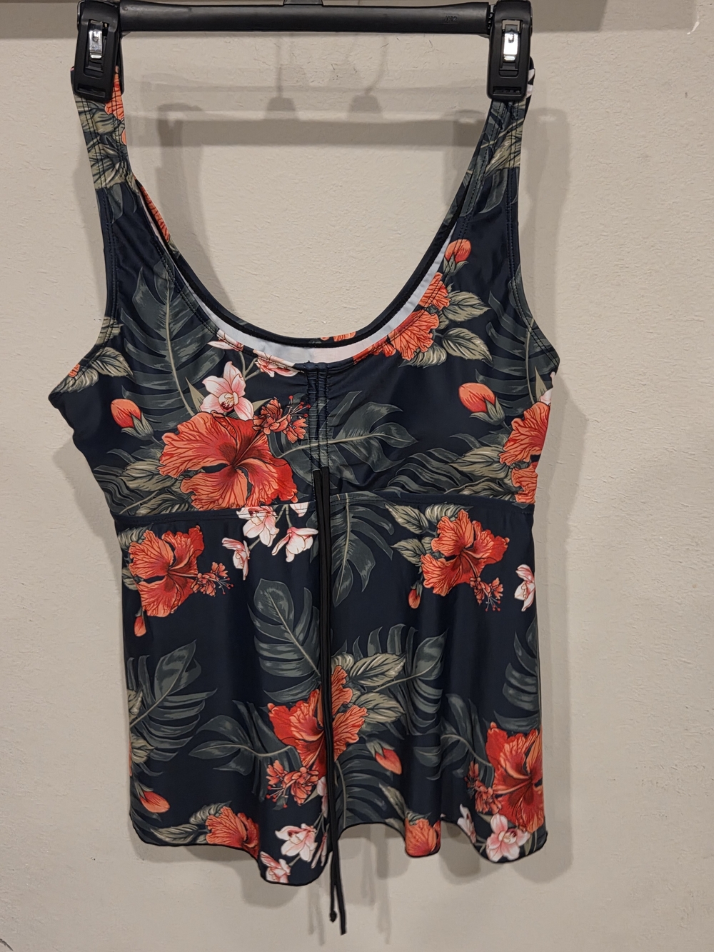 Floral Scoop Neck Tank Top - Navy with Red Hibiscus